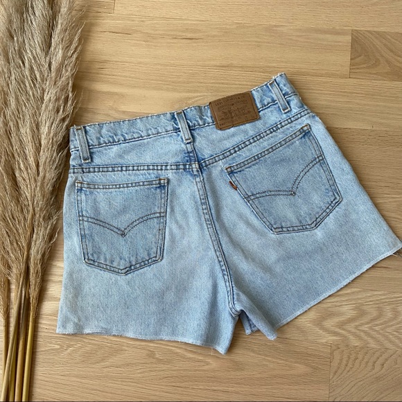 Vintage Levi's 550 Orange Tab Cut Off Shorts - Picture 8 of 10